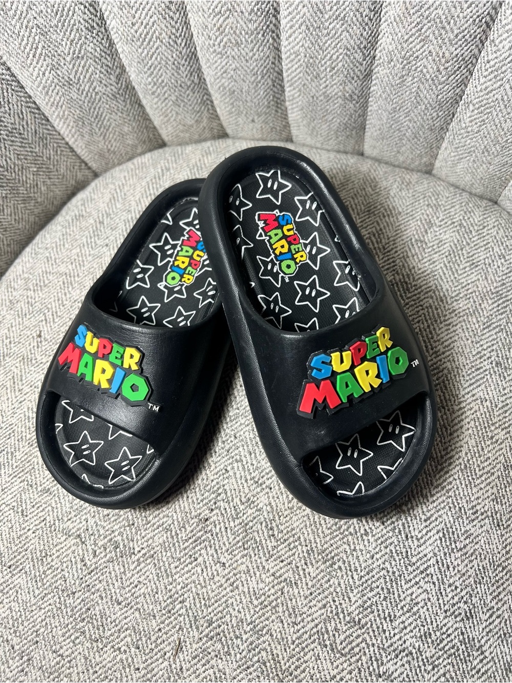 Ground Up Offically Licensed Nintendo Super Mario Slides Kids Size 11